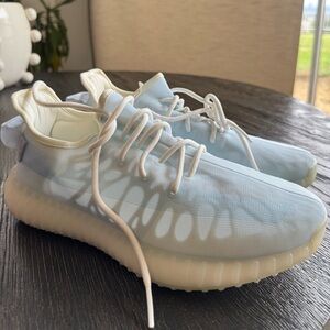 adidas yeezy boost 350 v2 mono ice